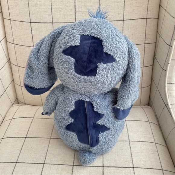 SOLD - Stitch Disney Parks Weighted Plush Medium 2.5 lbs Stuffy - Picture 3 of 7